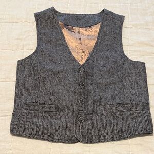 8T Kids Gray vintage look Herringbone Button-Up Vest